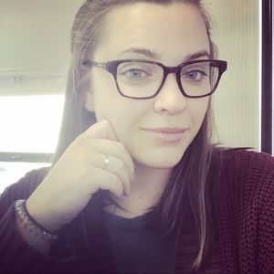 Meet your Posher, Mackenzie